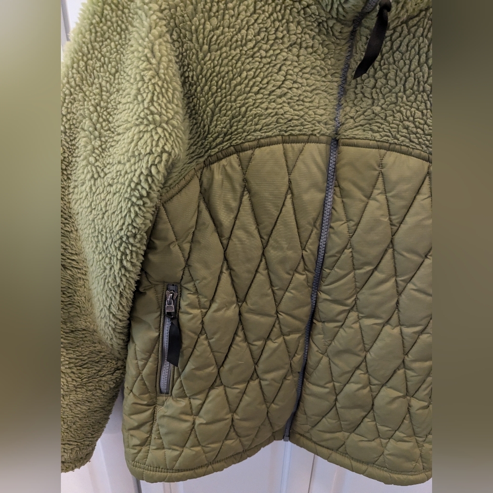 Patagonia Vintage Women’s S Bernese Mountain Fleece Quilted Jacket Style 27440 - Picture 3 of 6